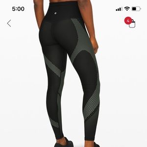 Lululemon High-Waisted Mapped Out Tight